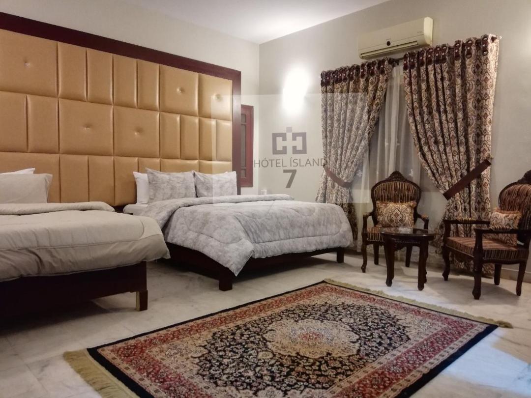 Hotel 7Island Karachi Extérieur photo